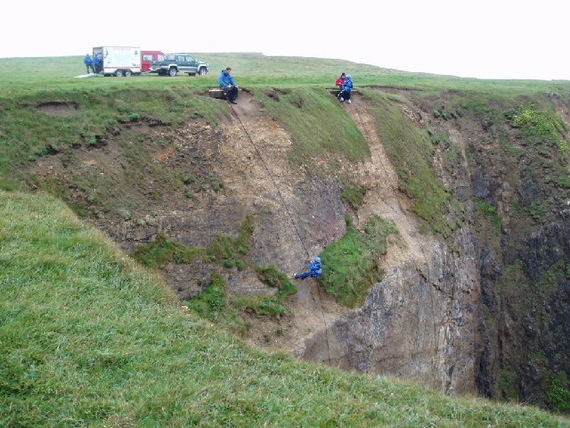  Abseilen auf den Feldern 